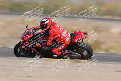 media/Oct-09-2022-SoCal Trackdays (Sun) [[95640aeeb6]]/Turn 15 Inside Distant Pans (1145am)/